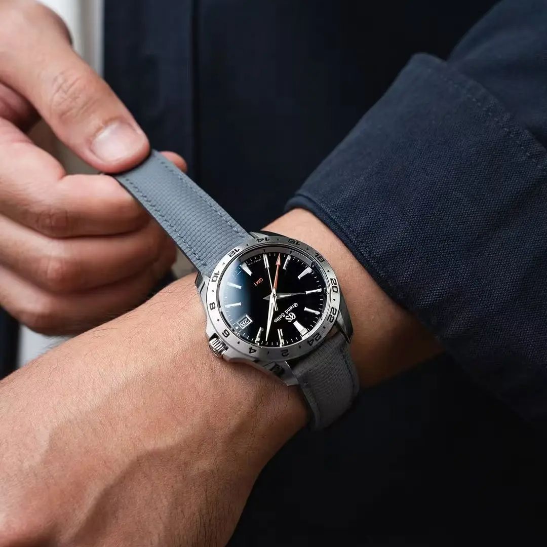 New Design Sailcloth Signature - Omega Watch Speedmaster ulasan dan harga